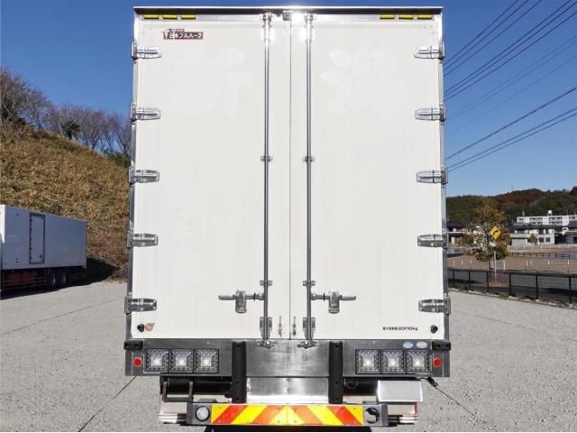 ISUZU FORWARD 2016 Image 31