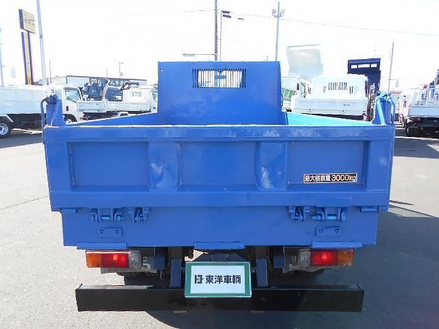 HINO DUTRO 2015 Image 31