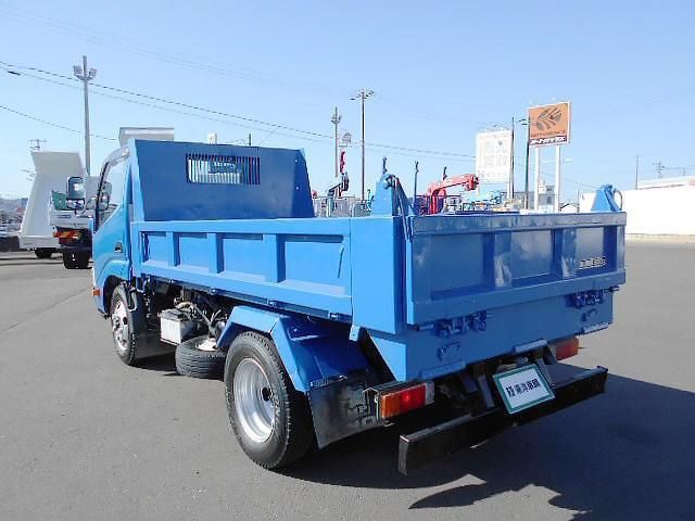 HINO DUTRO 2015 Image 31