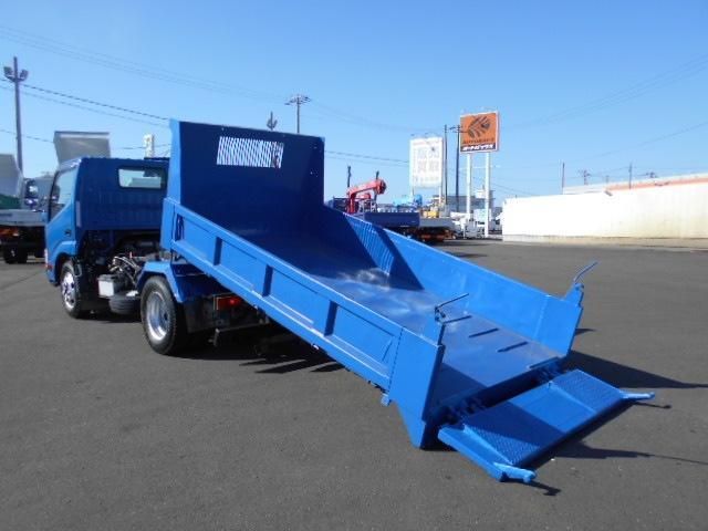 HINO DUTRO 2015 Image 31