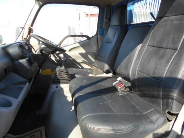 HINO DUTRO 2015 Image 31