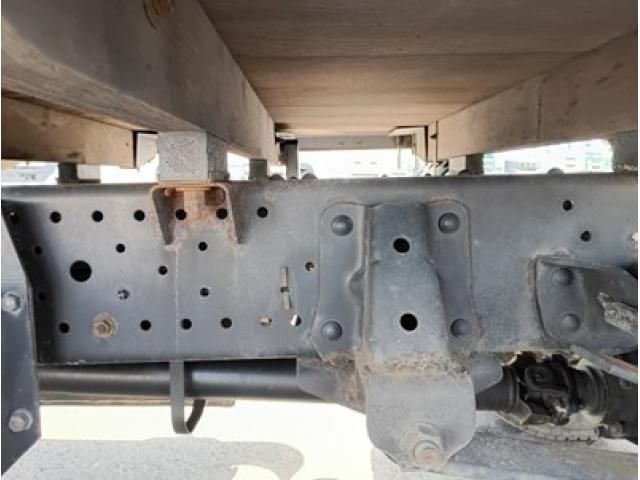 ISUZU ELF 2021 Image 31