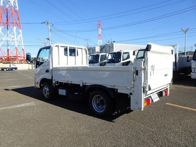 HINO DUTRO 2024 Image 31