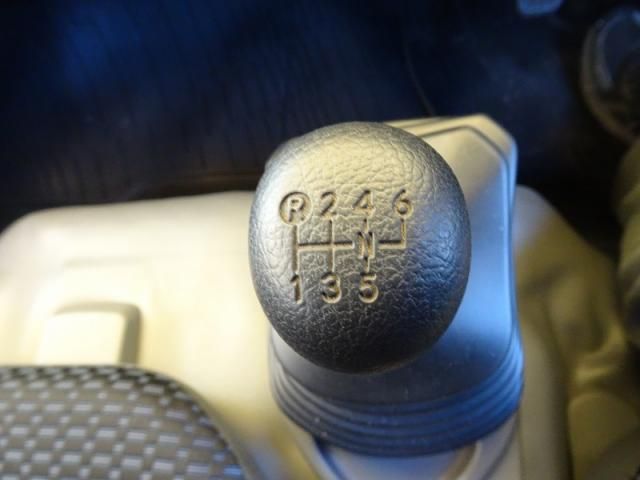 HINO DUTRO 2024 Image 31