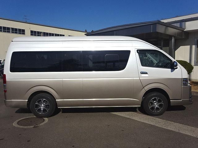 TOYOTA HIACE 2014 Image 31