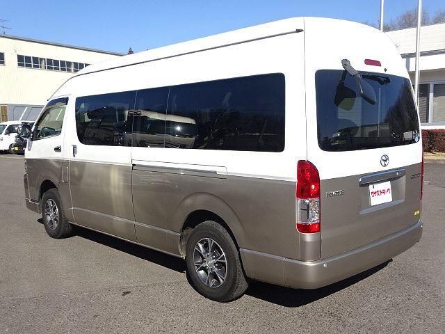 TOYOTA HIACE 2014 Image 31
