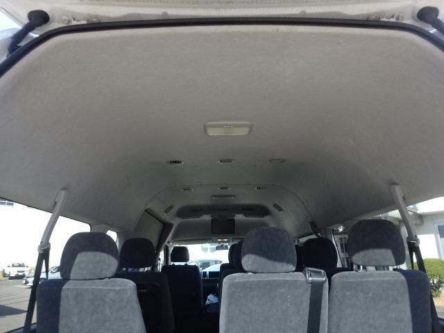 TOYOTA HIACE 2014 Image 31