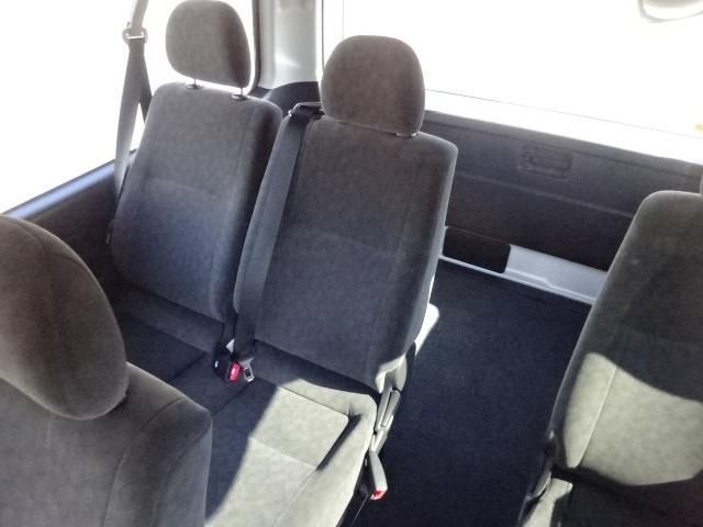 TOYOTA HIACE 2014 Image 31