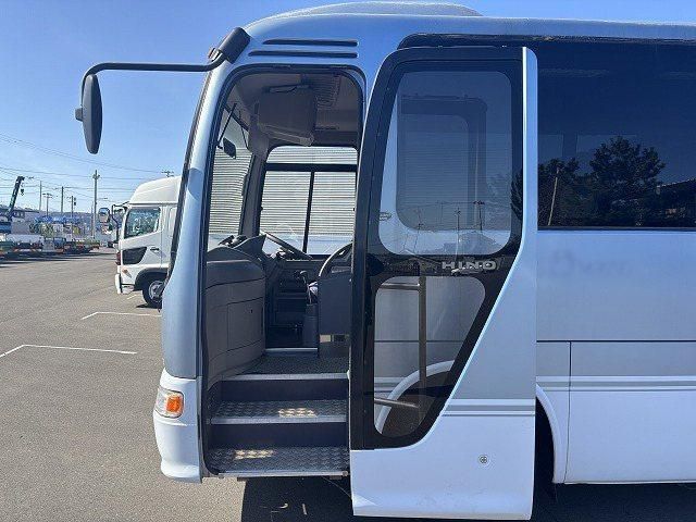 HINO LIESSE 1999 Image 31