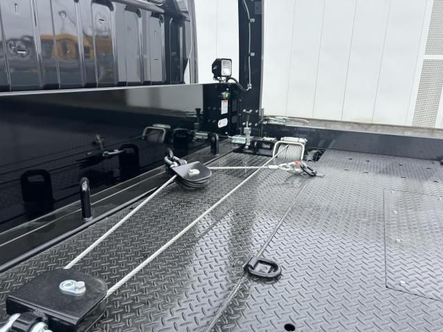 MITSUBISHI CANTER 2025 Image 31