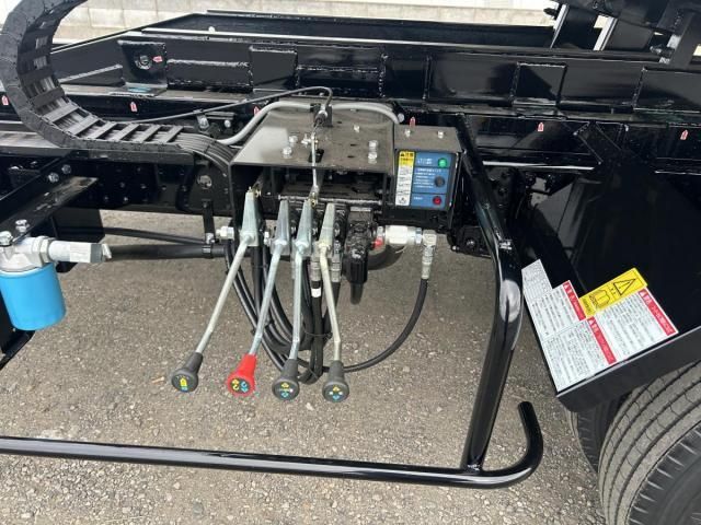 MITSUBISHI CANTER 2025 Image 31