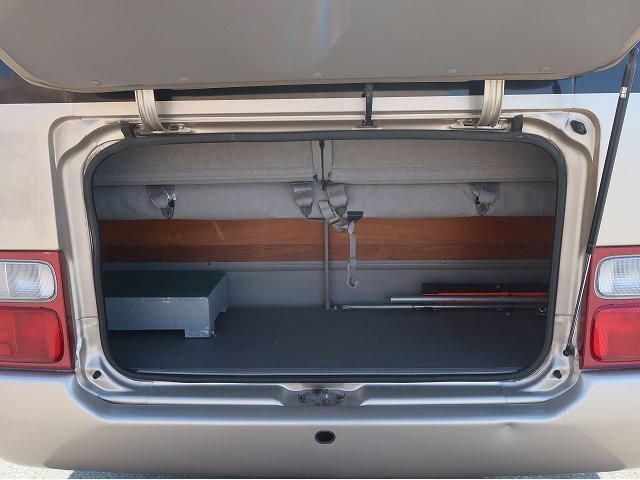 HINO LIESSE 2008 Image 31