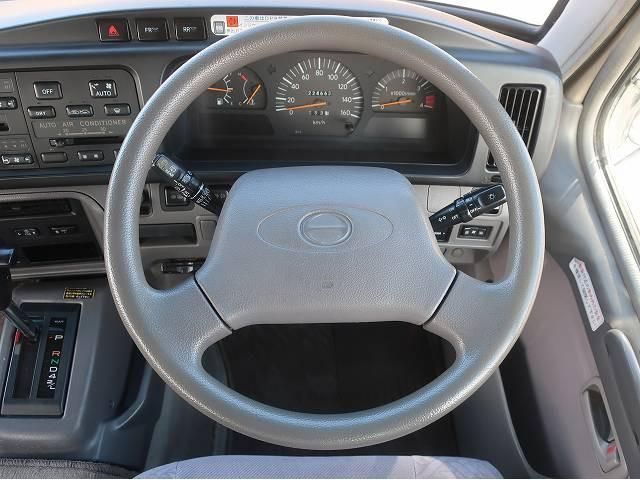 HINO LIESSE 2008 Image 31