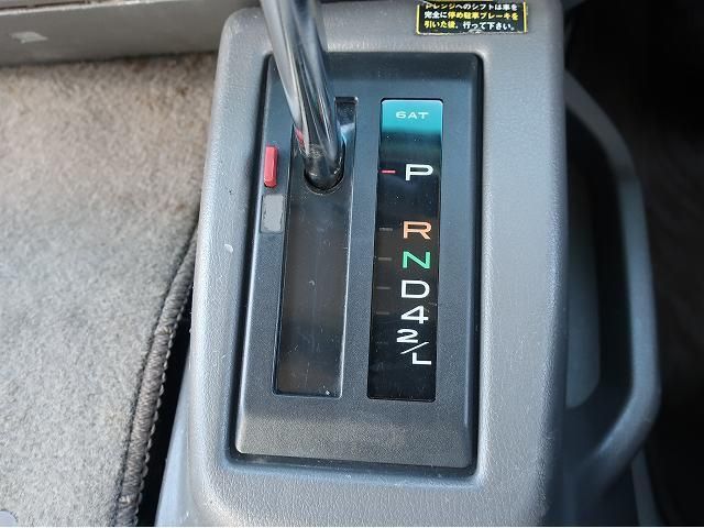 HINO LIESSE 2008 Image 31