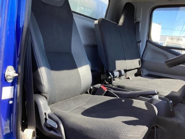 MITSUBISHI CANTER 2021 Image 31