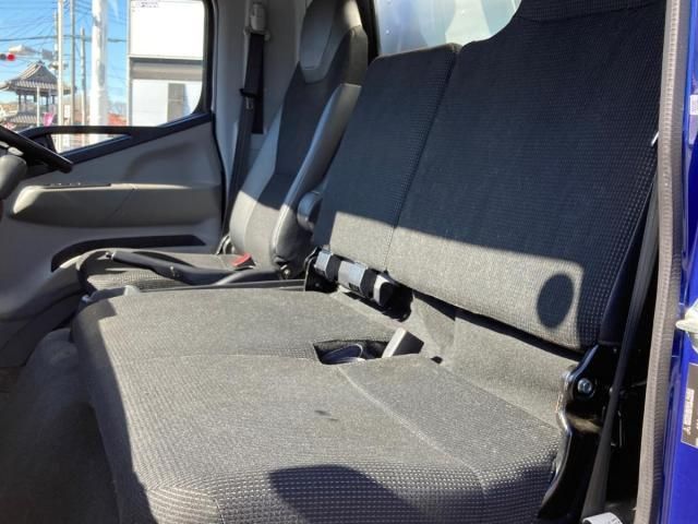 MITSUBISHI CANTER 2021 Image 31