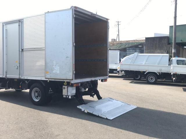 MITSUBISHI CANTER 2016 Image 31