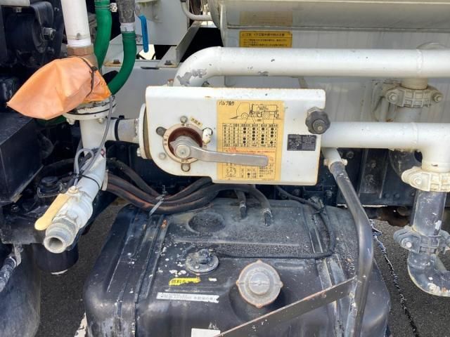 MITSUBISHI FUSOU FIGHTER 2007 Image 31