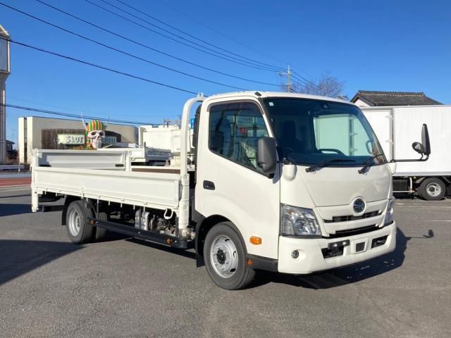 HINO DUTRO 2023 Image 31