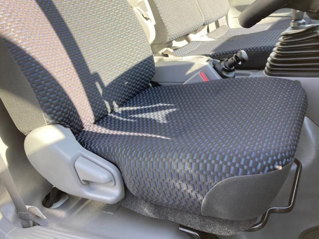 HINO DUTRO 2023 Image 31