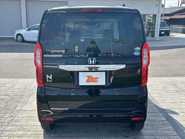 HONDA N BOX 2021 Image 31
