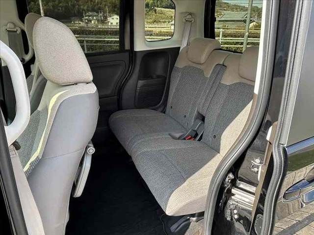 HONDA N BOX 2021 Image 31