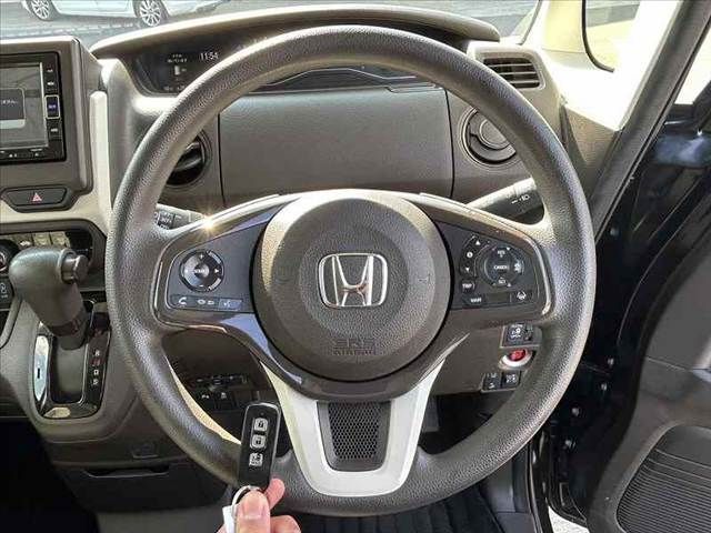 HONDA N BOX 2021 Image 31