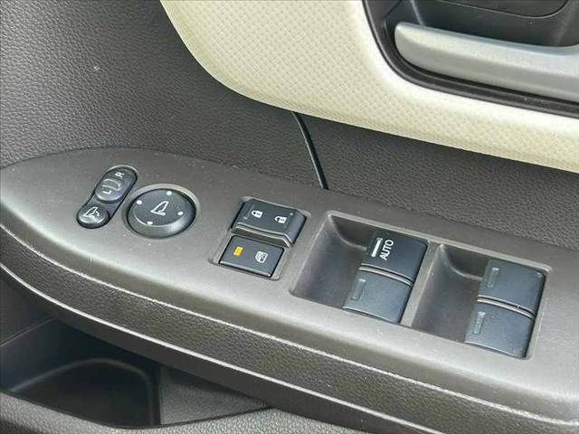 HONDA N BOX 2021 Image 31