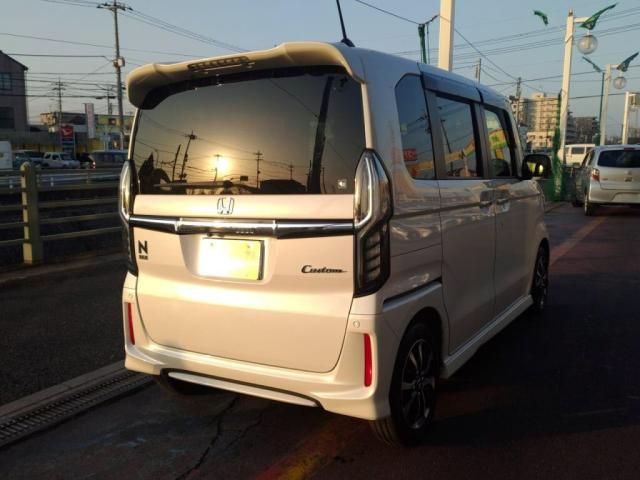 HONDA N BOX CUSTOM 2017 Image 31
