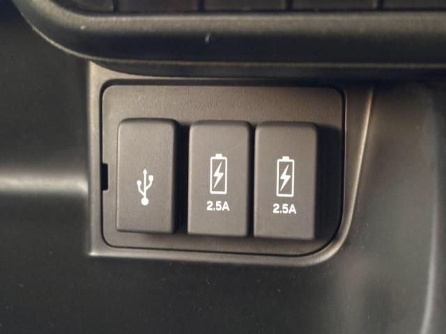 HONDA N BOX CUSTOM 2017 Image 31