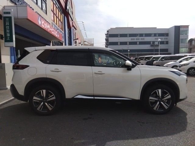NISSAN X-TRAIL HYBRID 4WD 2023 Image 31
