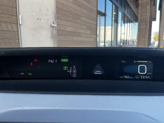 TOYOTA PRIUS 4WD 2016 Image 31