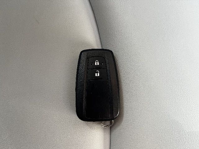 TOYOTA PRIUS 4WD 2016 Image 31