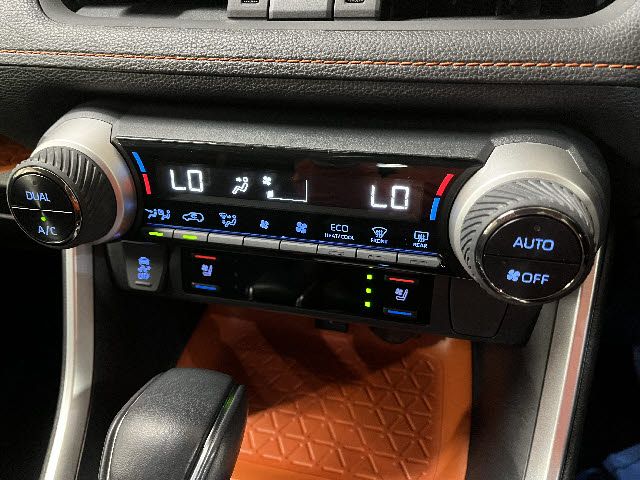 TOYOTA RAV4 4WD 2022 Image 31