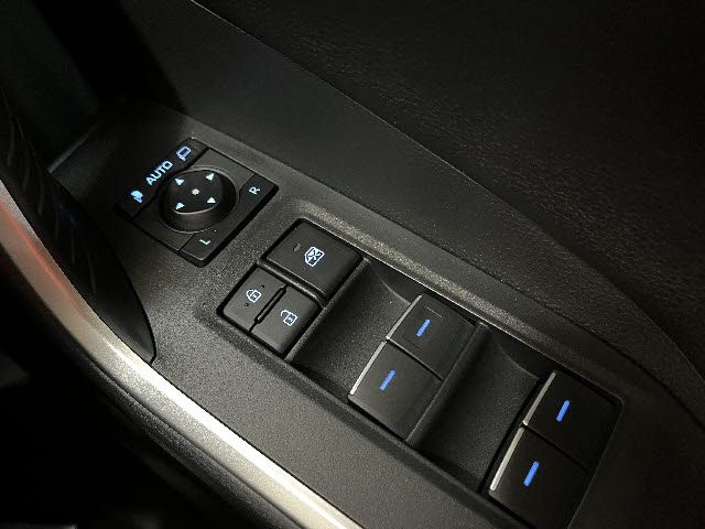 TOYOTA RAV4 4WD 2022 Image 31