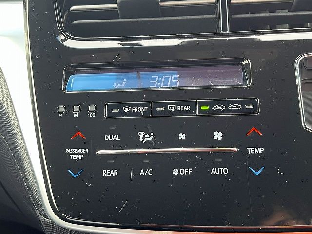 TOYOTA ESTIMA 2017 Image 31