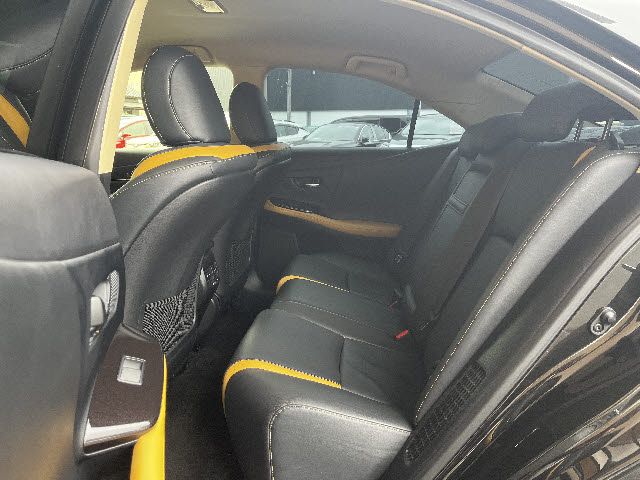 TOYOTA LEXUS HS250H 2013 Image 31