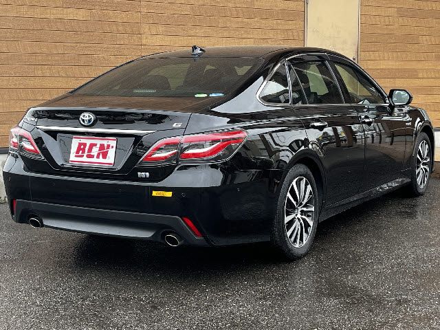 TOYOTA CROWN SEDAN HYBRID 2019 Image 31