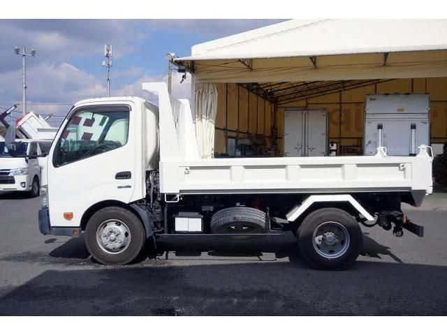 HINO DUTRO 2014 Image 31