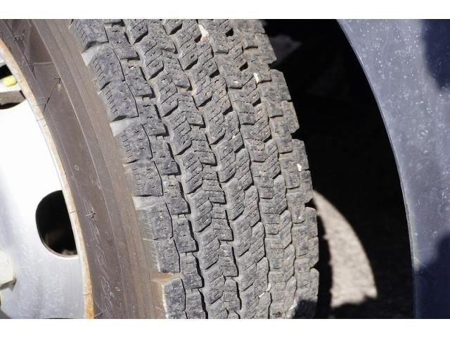 HINO DUTRO 2014 Image 31