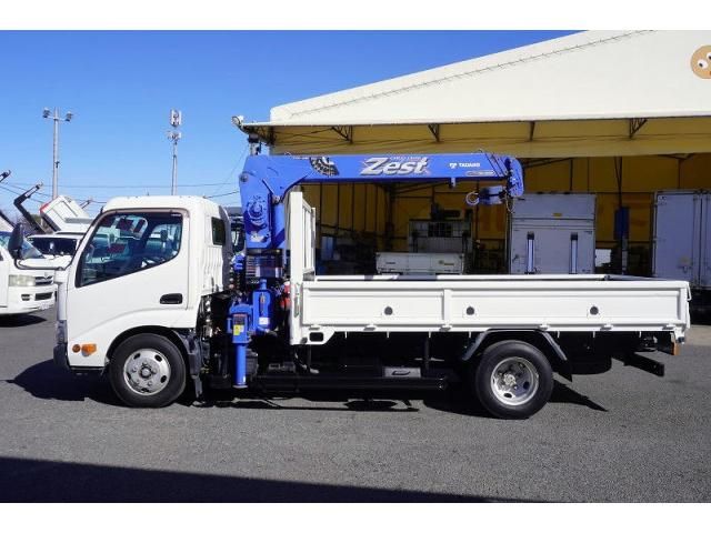 HINO DUTRO 2017 Image 31