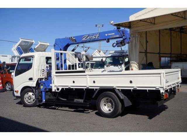 HINO DUTRO 2017 Image 31