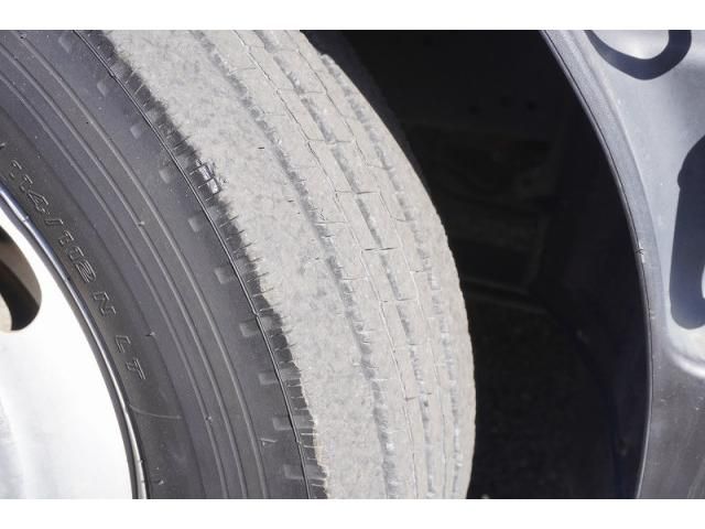 HINO DUTRO 2017 Image 31