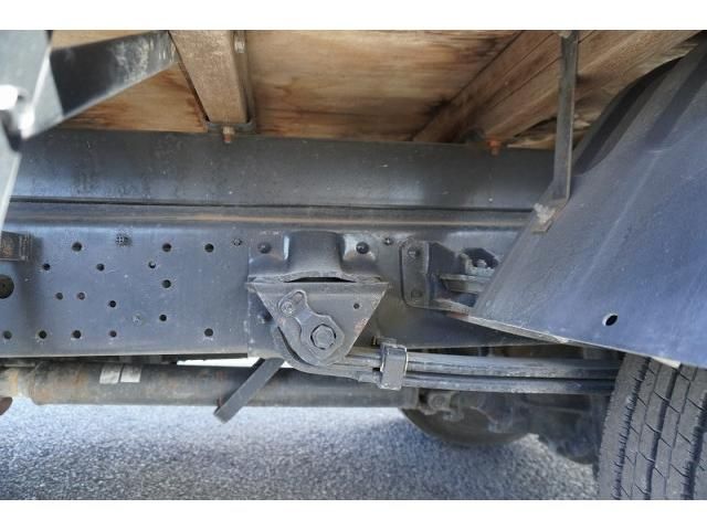 HINO DUTRO 2017 Image 31