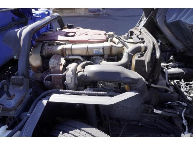 HINO DUTRO 2017 Image 31