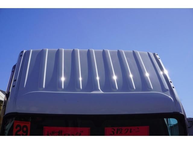 HINO DUTRO 2017 Image 31