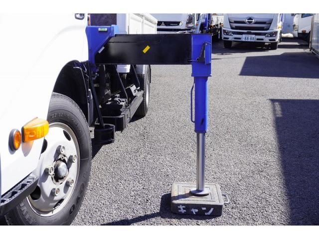 HINO DUTRO 2017 Image 31