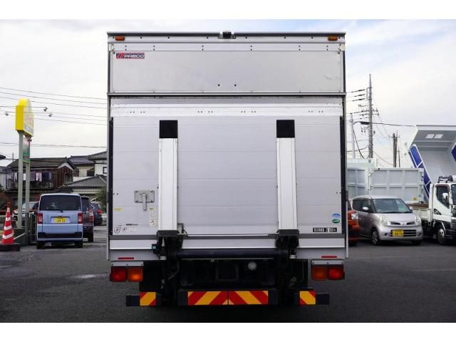 MITSUBISHI FUSOU FIGHTER 2014 Image 31