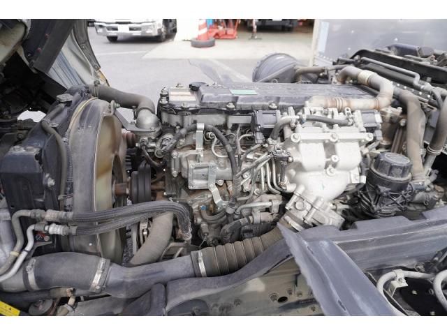 MITSUBISHI FUSOU FIGHTER 2014 Image 31