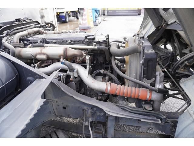 MITSUBISHI FUSOU FIGHTER 2014 Image 31